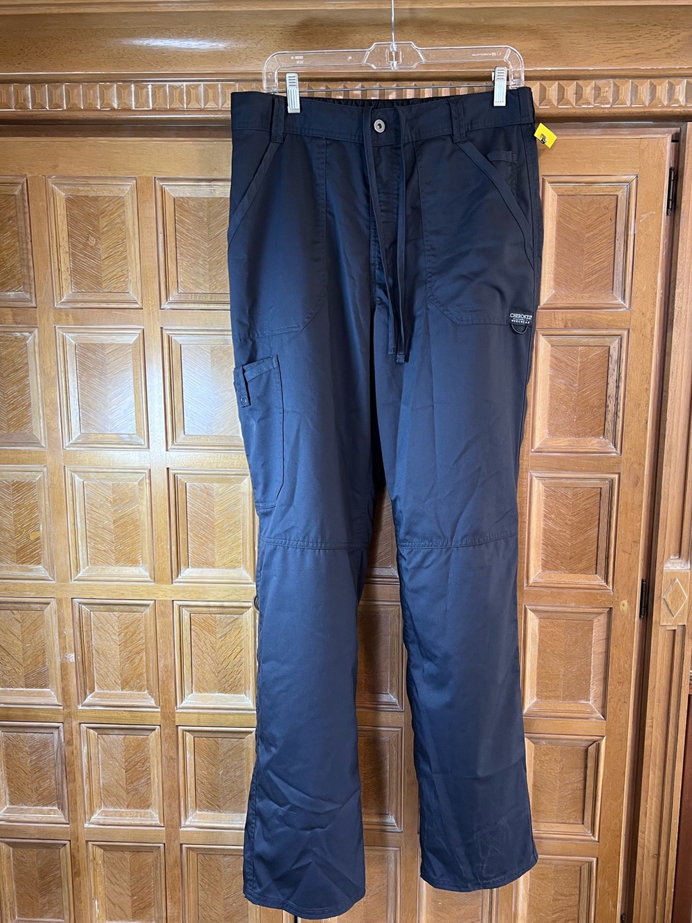 Cherokee Workwear / Uniform Cargo Pants – Men’s Medium Tall – Gray/Charcoal